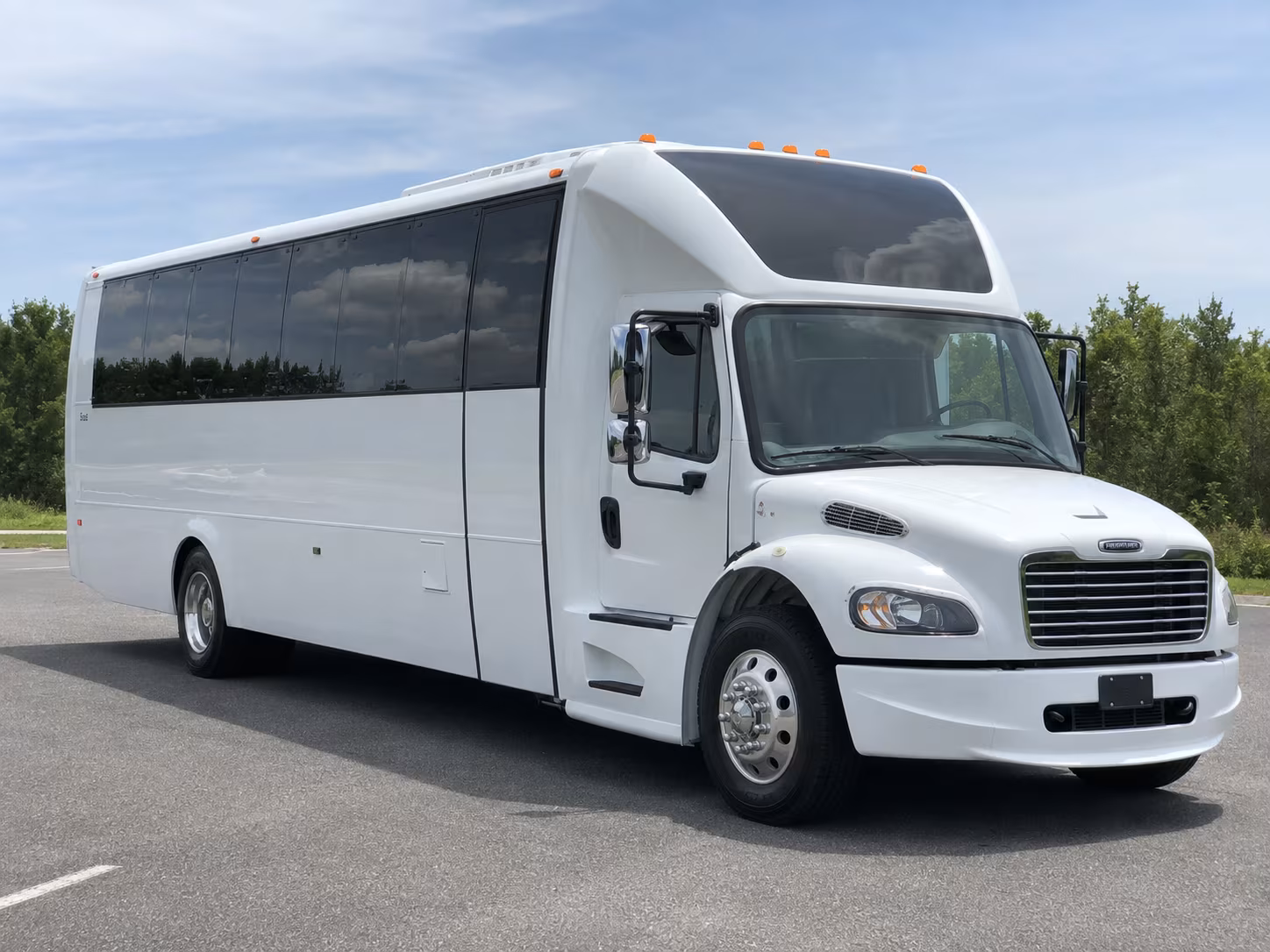 Bridgeport Birthday, Sweet 16, & Quinceañera Transportation party bus exterior