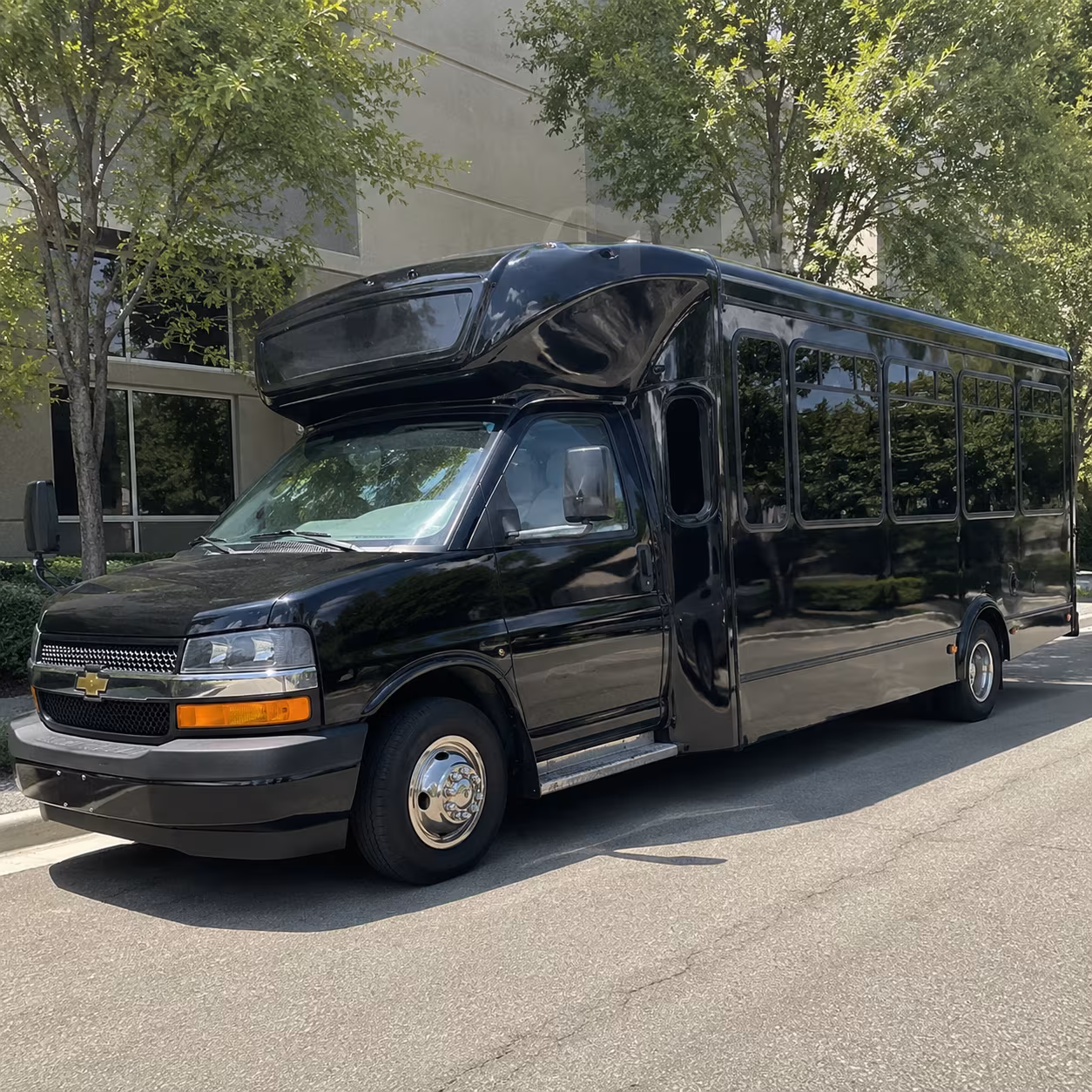 East Norwalk Winery Tour & Pub Crawl Transportation