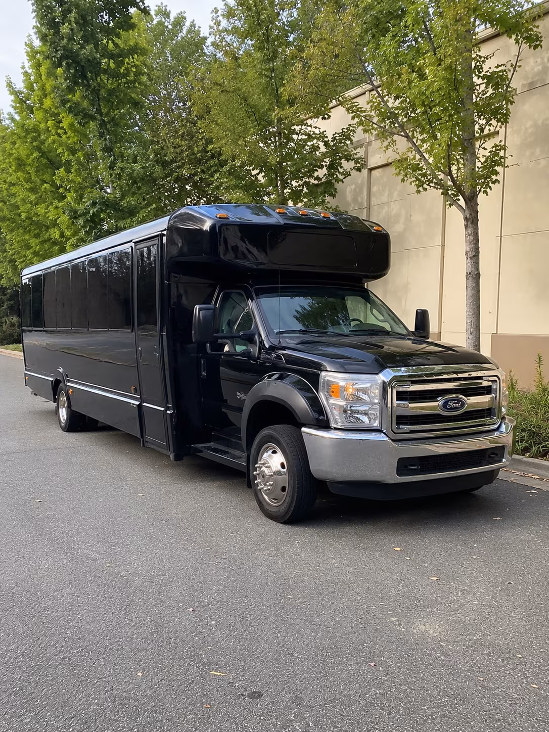 Stamford Birthday, Sweet 16, & Quinceañera Party Bus Rentals